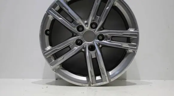 BMW 1 F40 R17 alloy rim 8053523