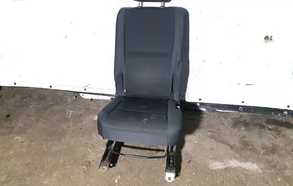 Toyota Corolla Verso AR10 Rear seat 