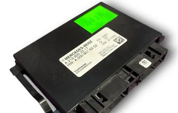 Mercedes-Benz E W213 Central body control module S1728 A2139003317