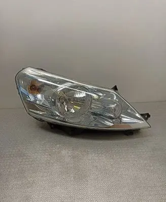 Peugeot Expert Headlight/headlamp 89902604