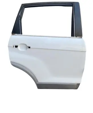 Chevrolet Captiva Rear door