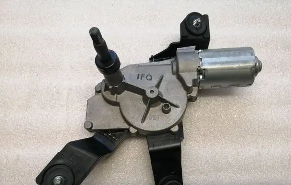 KIA Carens III Rear window wiper motor 98700A4000 F00S2G2232