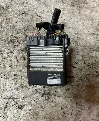 Toyota Avensis T250 Fuel injection control unit/module 8987120050 1310001260