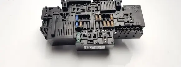 Mercedes-Benz C W205 Fuse module A2229063202