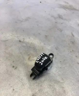 Nissan Juke II F16 Electric window control switch 23424sd