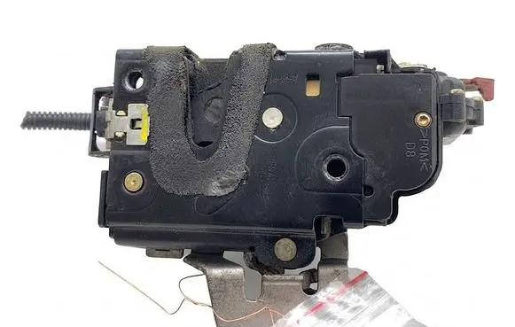 Audi A8 S8 D3 4E Rear door lock 4E0839016