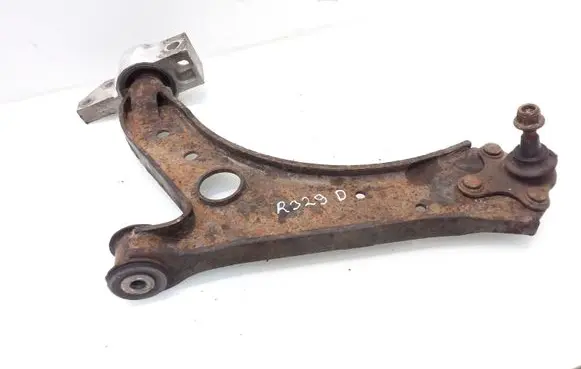 Volkswagen Jetta V Front lower control arm/wishbone