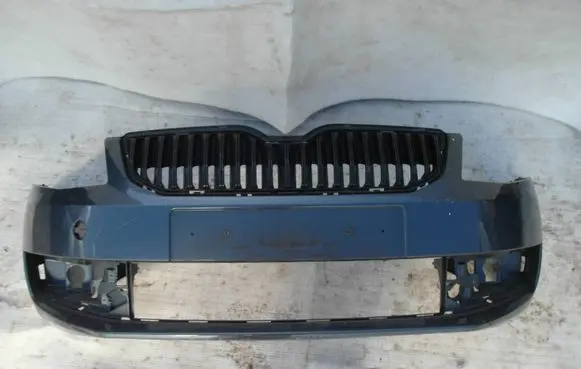 Skoda Octavia Mk3 (5E) Front bumper 5E0807221