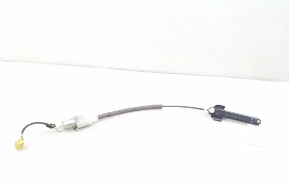 Volkswagen Touareg I Seat belt height adjuster 