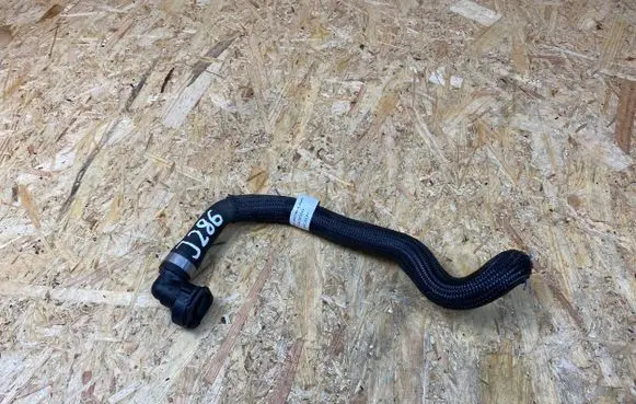 Land Rover Evoque II Engine coolant pipe/hose K8D28C481BA