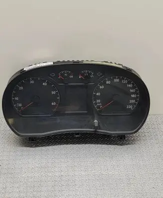 Volkswagen Polo Speedometer (instrument cluster) 6Q0920800P 22100400306 VWZ7Z0D9900041