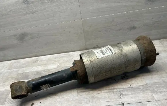 Land Rover Discovery 4 - LR4 Air suspension front shock absorber AH2218B036AB