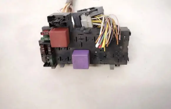Renault Scenic I Fuse box set 7703297193