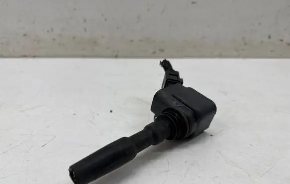 Seat Arona High voltage ignition coil 04E905110K