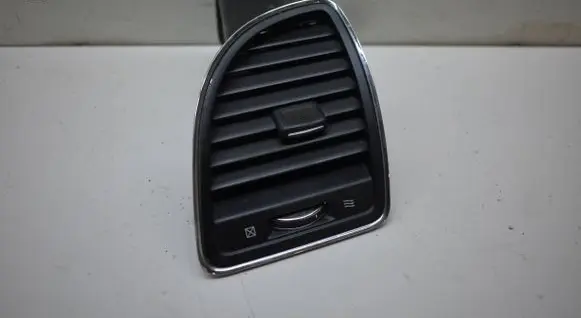 Chrysler Town & Country V Dashboard side air vent grill/cover trim
