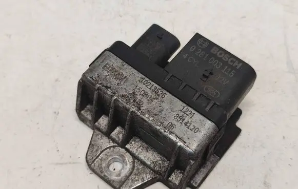 BMW 3 F30 F35 F31 Glow plug pre-heat relay 12218514120 12218473750