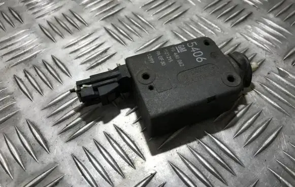 Opel Vectra B Central locking motor 90460062 1101215