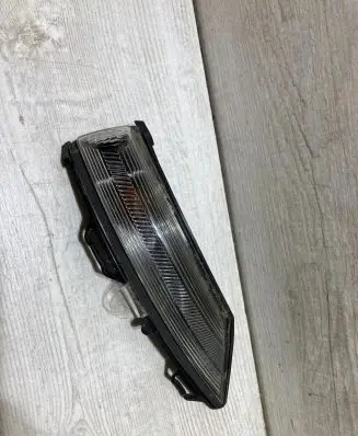 Ford Fiesta Mirror indicator light H1B113B382