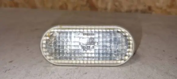 Ford Fiesta Front fender indicator light 2s6a13k354ad