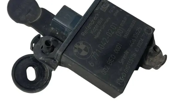 BMW 7 E65 E66 Tire pressure sensor 6771042