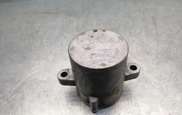 Volvo XC90 Engine mount bracket 31430318