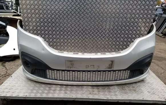 Renault Trafic III (X82) Front bumper 620223916R 622544919R