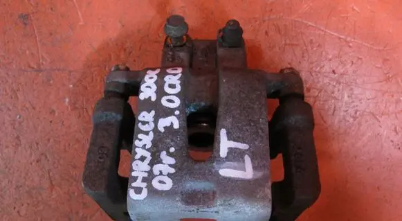 Chrysler 300 - 300C Rear brake caliper