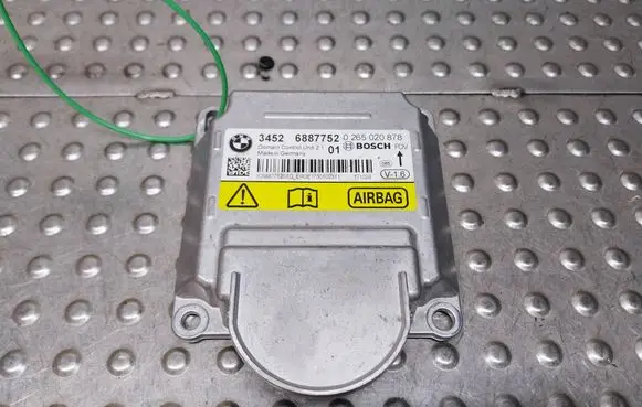 BMW 1 F20 F21 Airbag control unit/module S26380798 6887752 0265020878