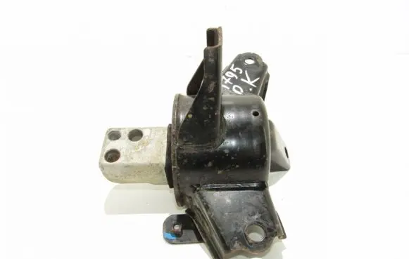 KIA Ceed Engine mount bracket