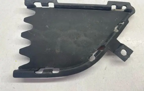 Chrysler 300C Front bumper lower grill 68295620AA