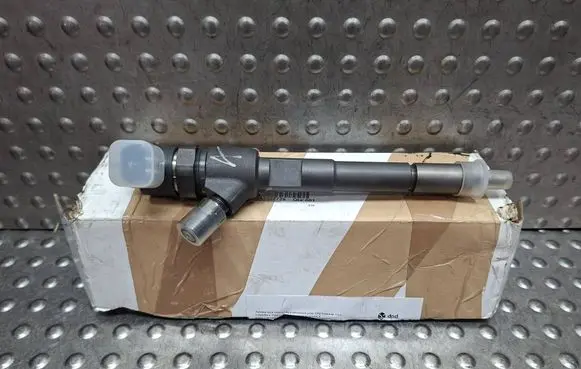 Fiat 500X Fuel injector S27649890 0445110938