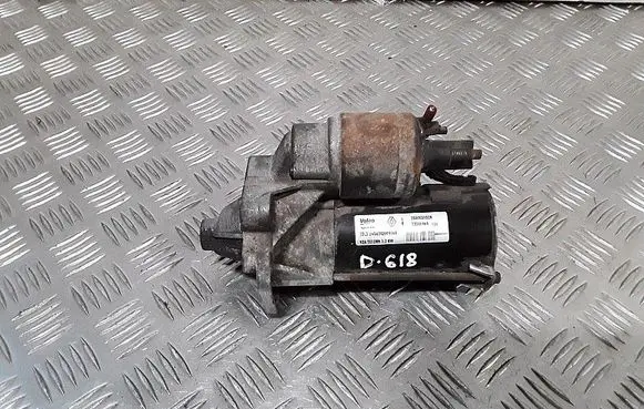 Dacia Duster Starter motor 233003152R
