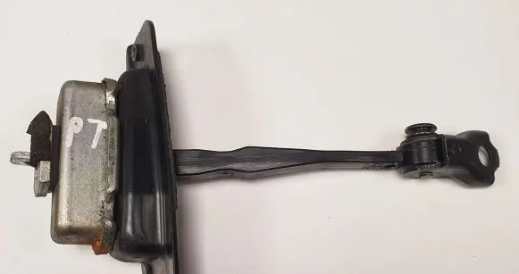 Infiniti FX Rear door check strap stopper
