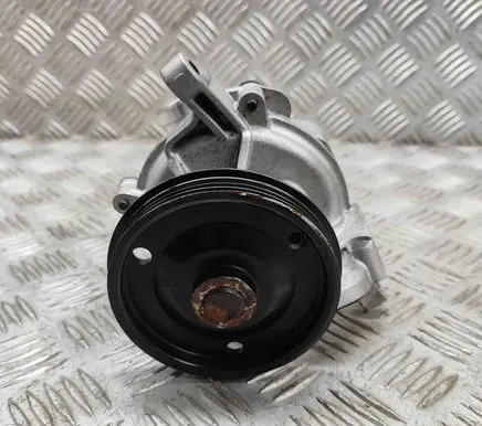 Volvo XC40 Water pump 32252604