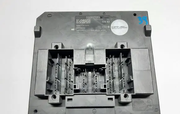 Seat Leon (5F) Comfort/convenience module 5Q0937084S