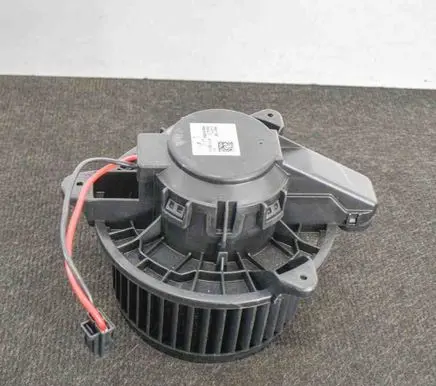Volvo XC40 Heater fan/blower 8888773987 31497511