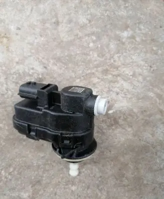 Renault Captur II Headlight level adjustment motor 260564014R