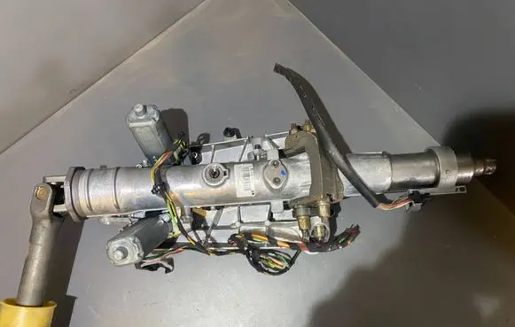 Mercedes-Benz S W221 Steering wheel axle 22146200415700