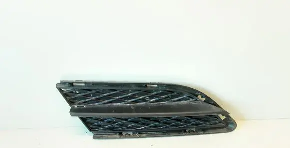 BMW 3 E90 E91 Front bumper lower grill 7138418 51117138418