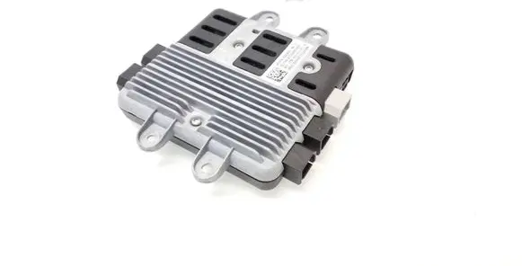 Tesla Model X USB control unit 104282900E