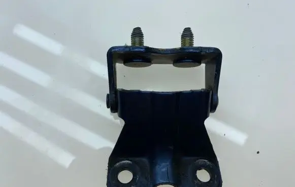 Subaru Legacy Tailgate/trunk/boot hinge 60870AG00A9W 60870AG 60870AG00A9P