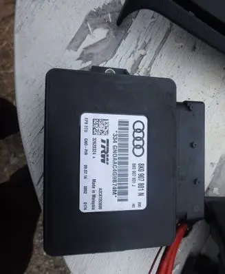 Audi S5 Hand brake control module 8K0907801N