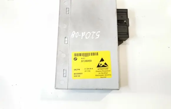 BMW 5 E60 E61 Central console control unit 9138969