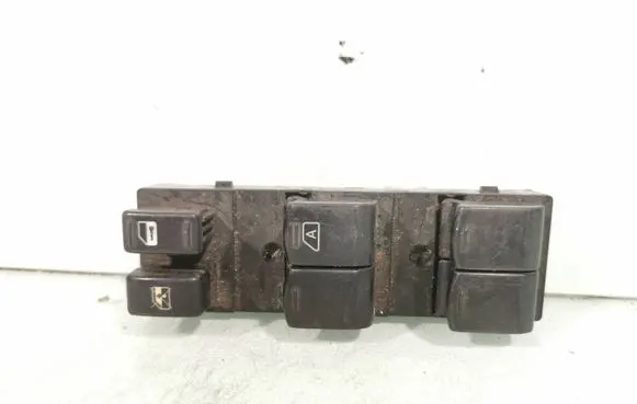 Nissan X-Trail T31 Electric window control switch