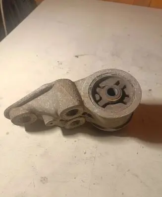 Volkswagen PASSAT B5 Front wishbone bush 