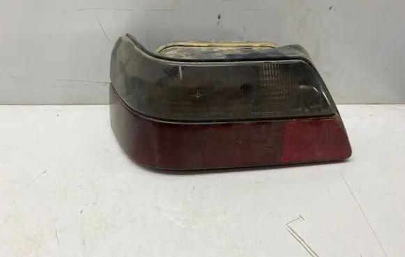 Peugeot 605 Rear/tail lights