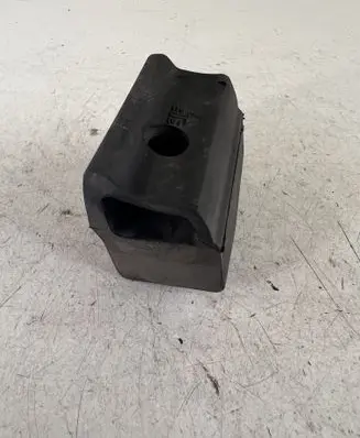 Jeep Cherokee Tailgate/trunk/boot lid buffer 55113346AA 55113346A 05109694AA