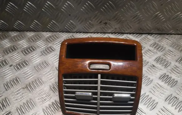 Other center console (tunnel) element