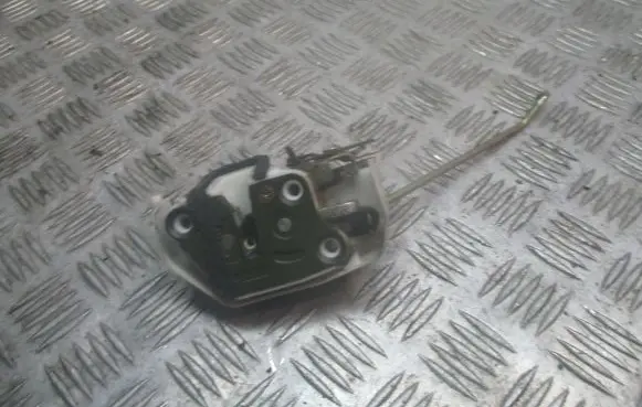 Opel Agila A Rear door lock