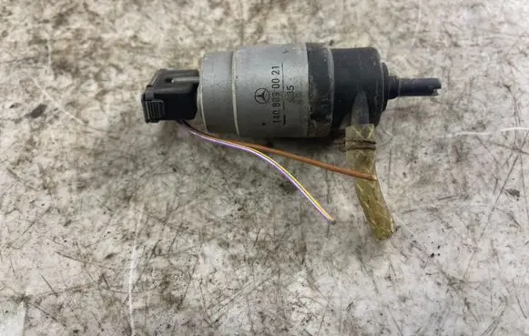 Mercedes-Benz C W202 Windscreen/windshield washer pump 1408690021